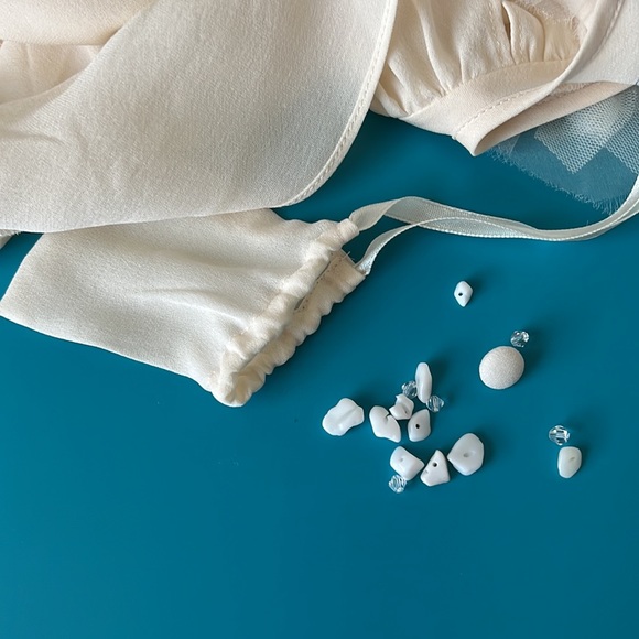 NEW Anthropologie Mise En Scene by Ruffian Mascarpone Silk Blouse SZ-4 - Picture 11 of 14